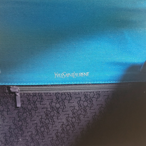 A Yves Saint Laurent top handle blue purse! - Picture 6 of 8